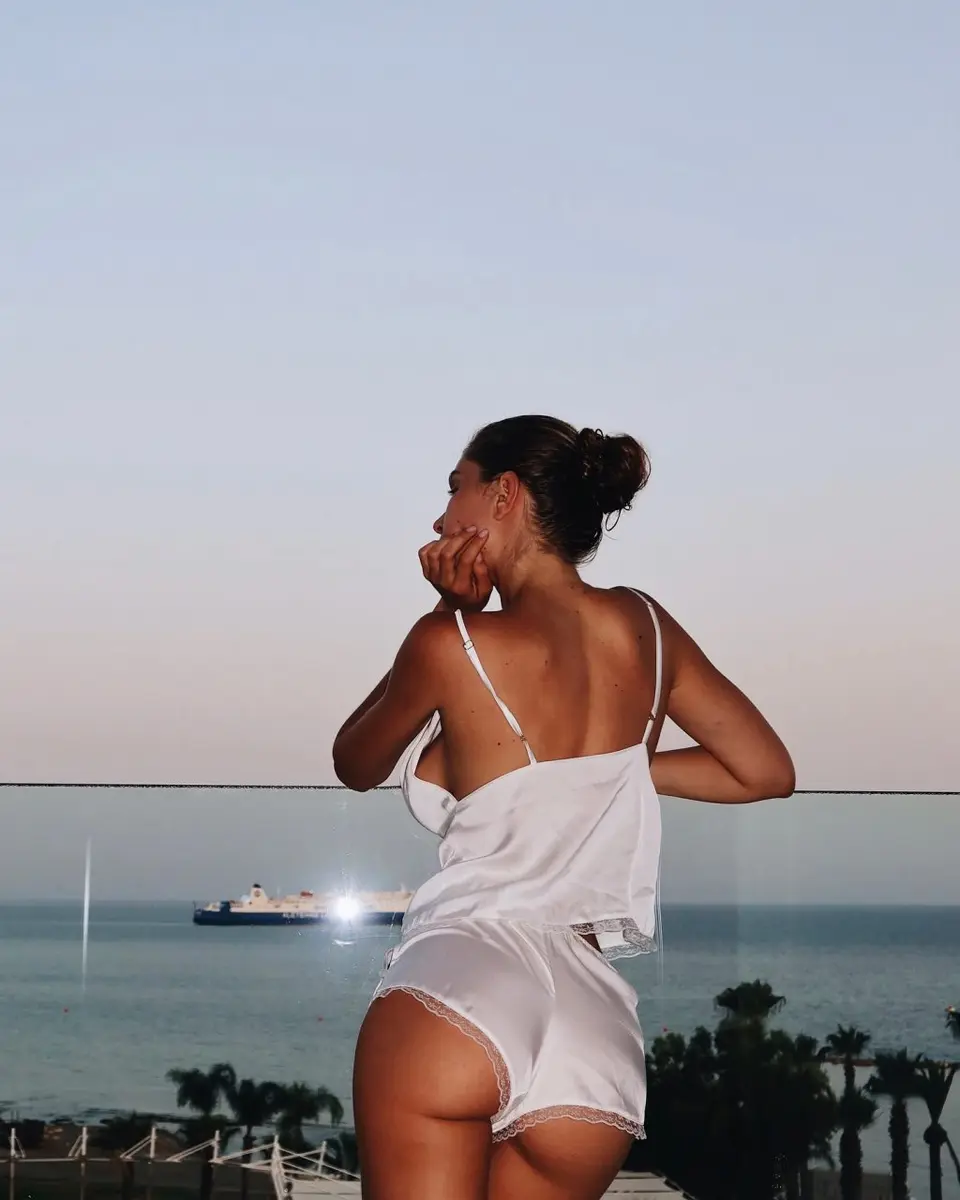 Лара эскорт в городе Москва