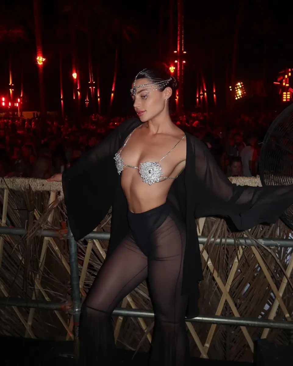 Лео эскорт в городе Москва