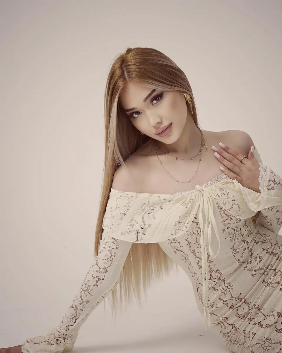 Милана эскорт в городе Москва