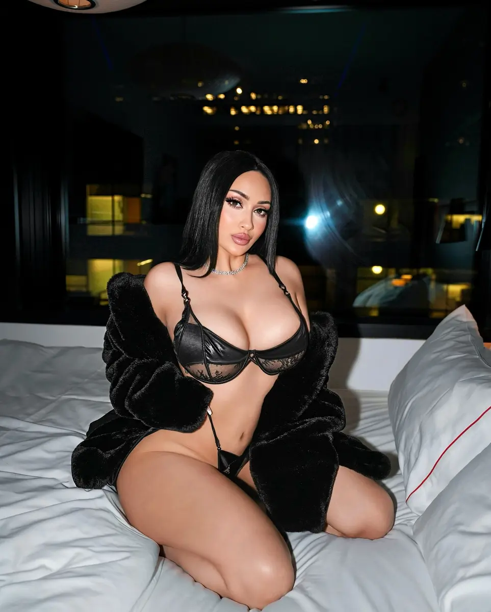 Самфира эскорт в городе Москва