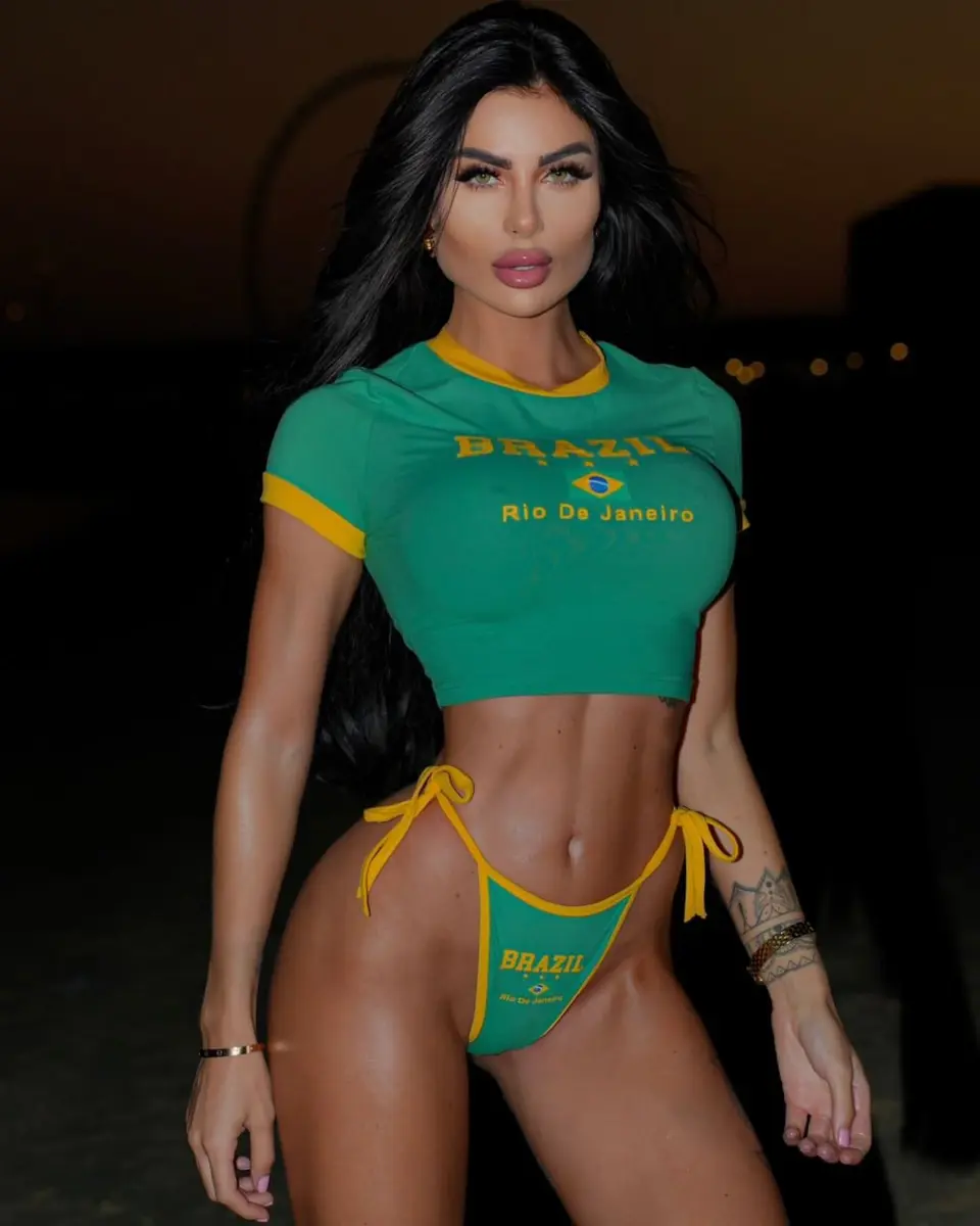 Вика эскорт в городе Москва